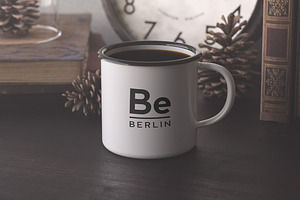 BERLIN - Minimalist Font Family