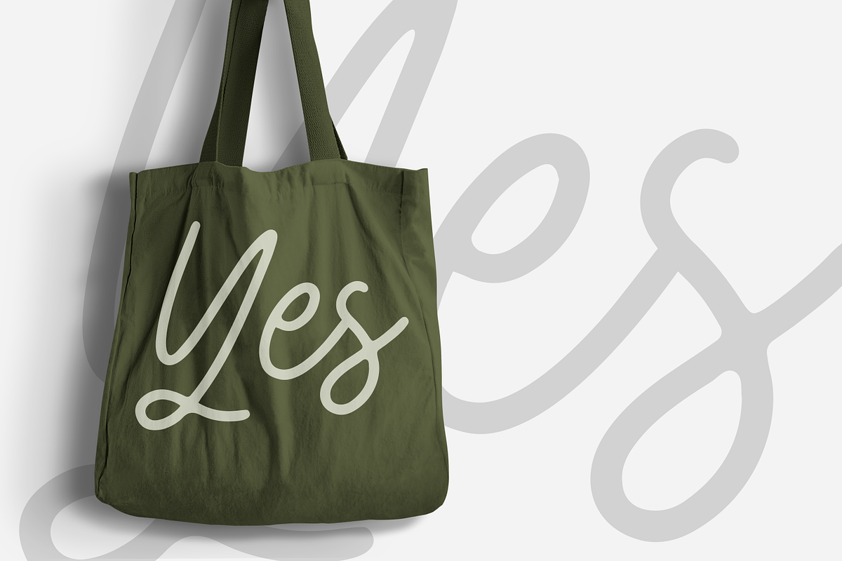 Sydney Lover, a Script Font by Forberas Club (Photo 2 of 7)