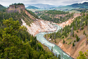 Beautiful Yellowstone River