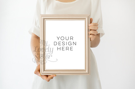 White pearl frame,