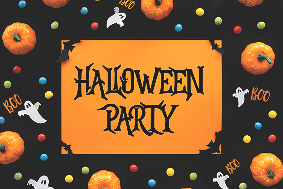 HELLOGHOST, a Symbol Font by Mozatype (Photo 2 of 10)