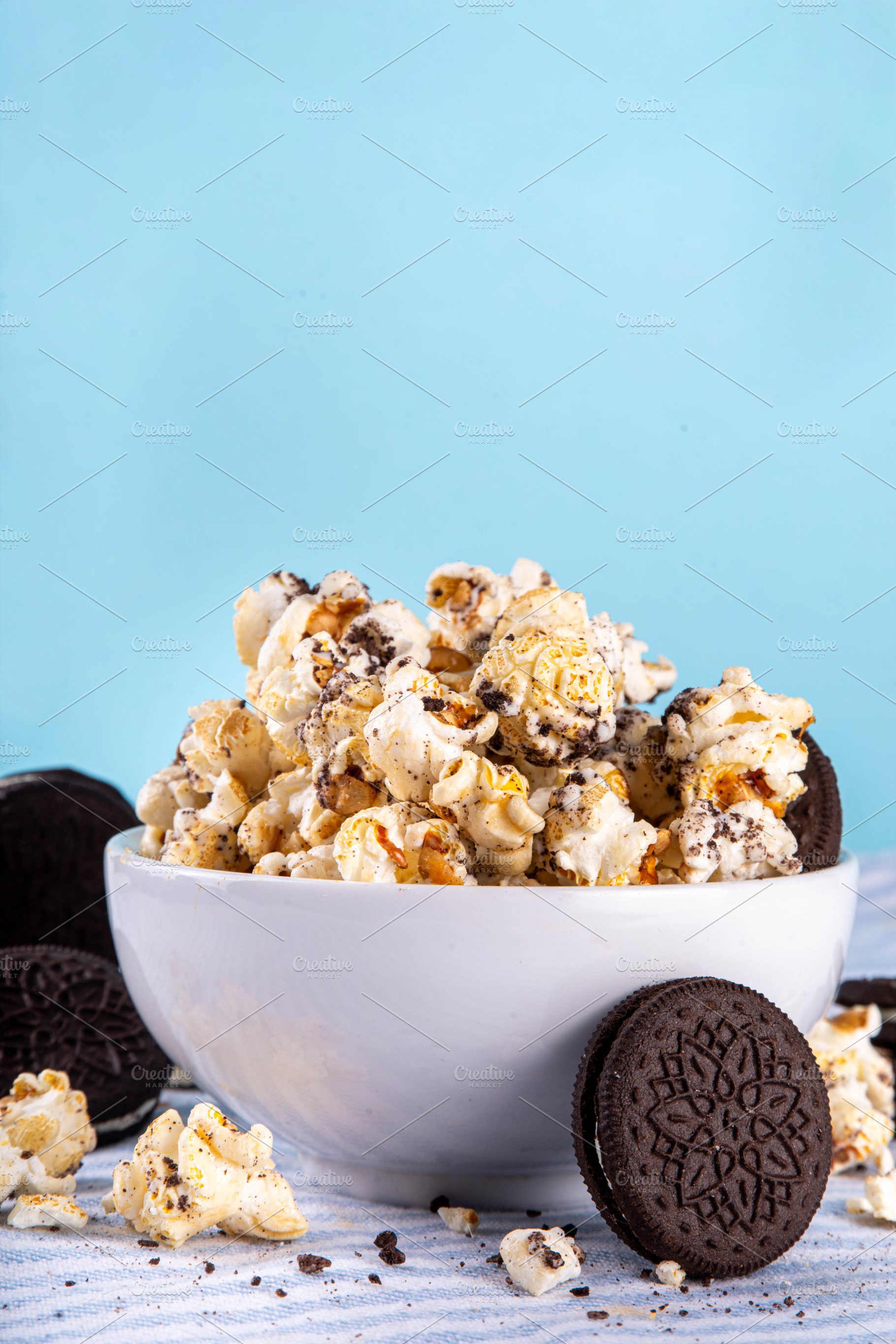 Tasty homemade cookies and cream popcorn, a Food & Drink Photo by Rimma
