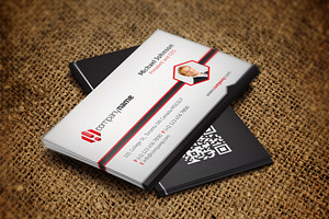 Simple And Clean Business Card 3