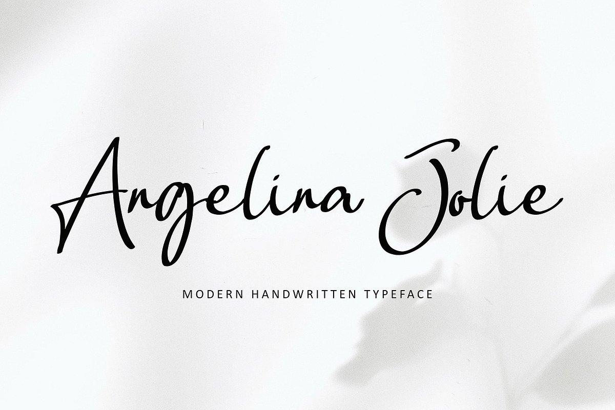 Fellin Blettys, a Script Font by pineungtype (Photo 4 of 8)