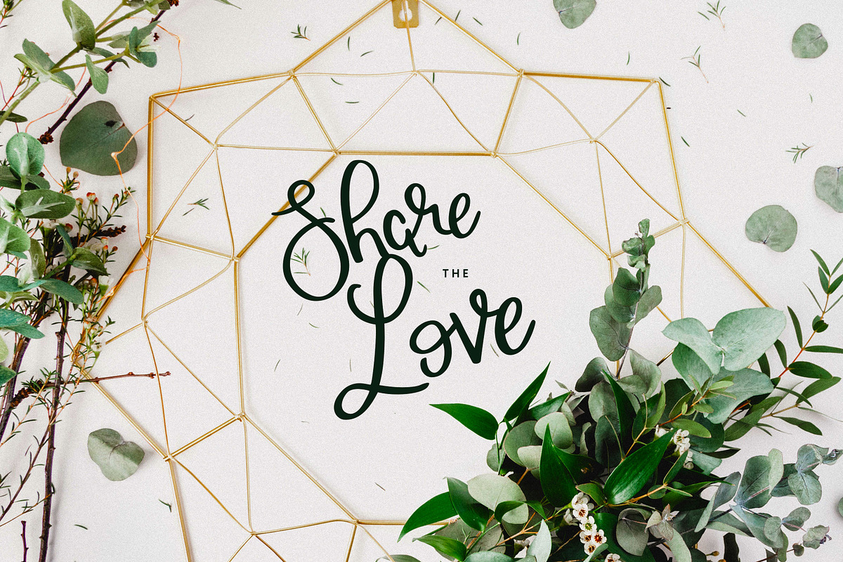 Wonderful & Perfect | A Script Font preview 5