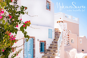 Mykonos Sunrise Handwritten Font