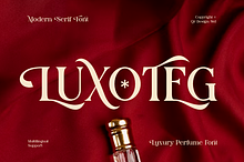 Luxoteg - Luxury Perfume Font