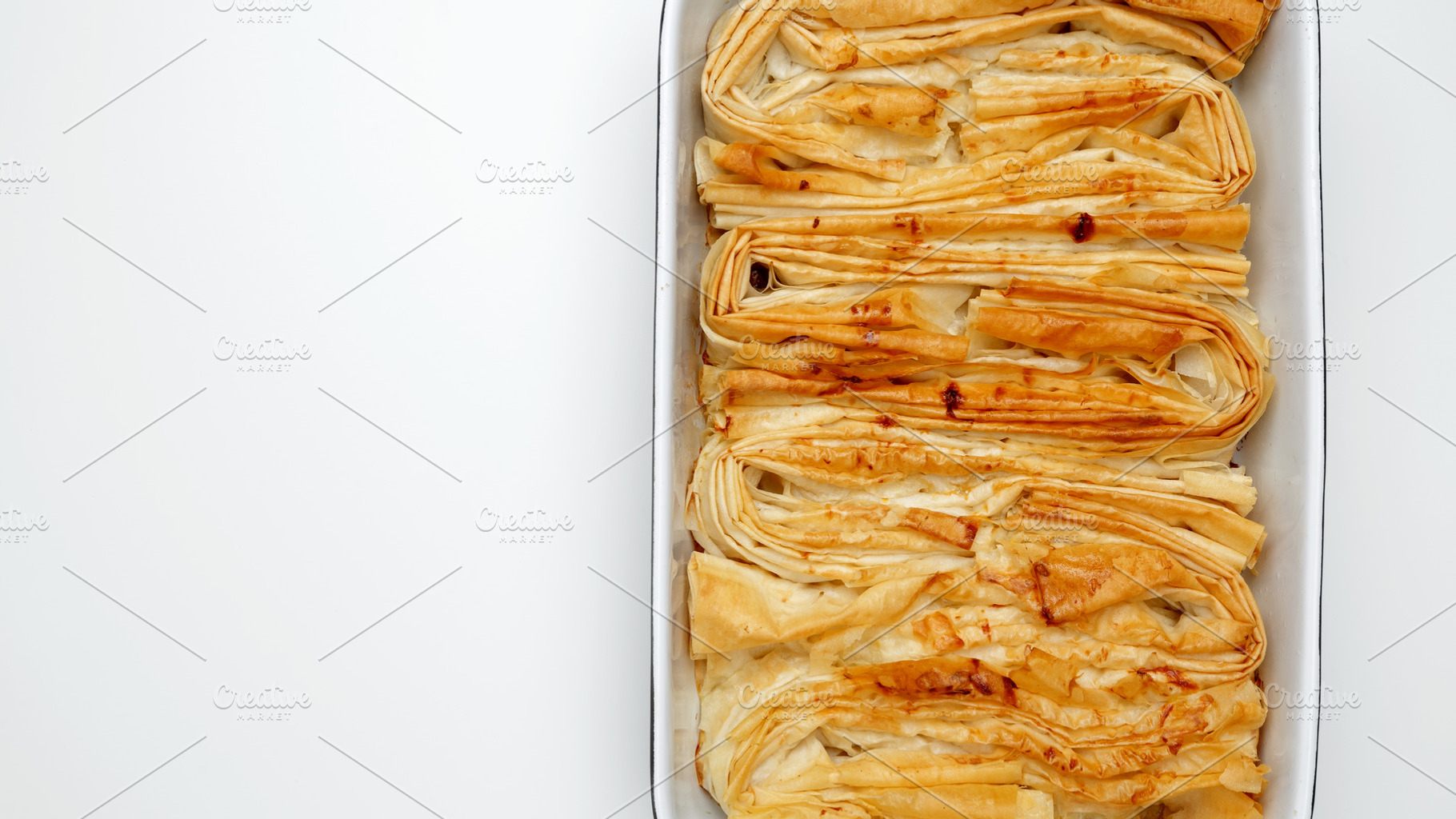 Finished Crinkle Cake made from phyllo dough, a Photo by matucha