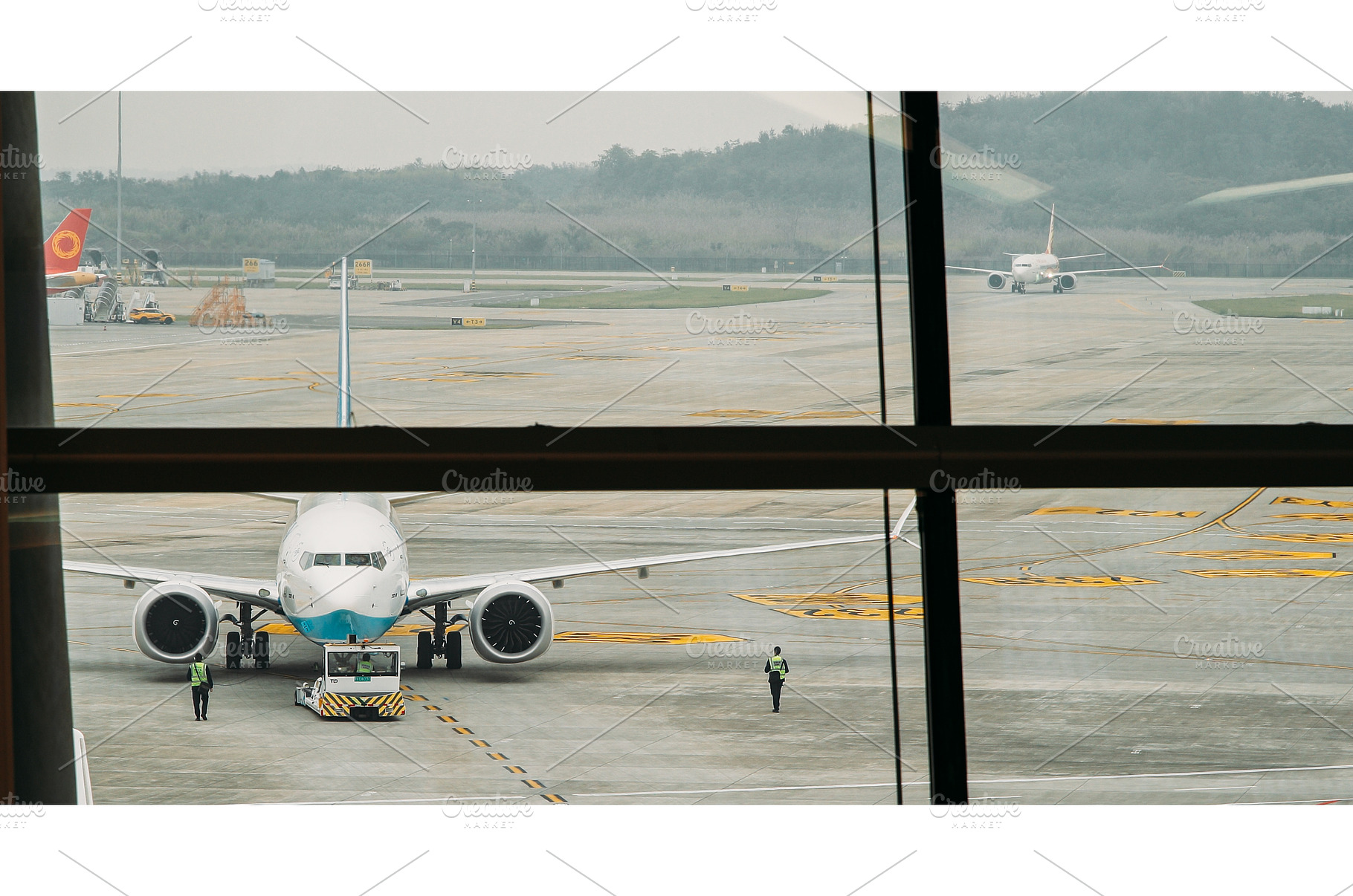 Chengdu, Sichuan, China. Boeing 777, a Transportation Photo by Our Amazing World