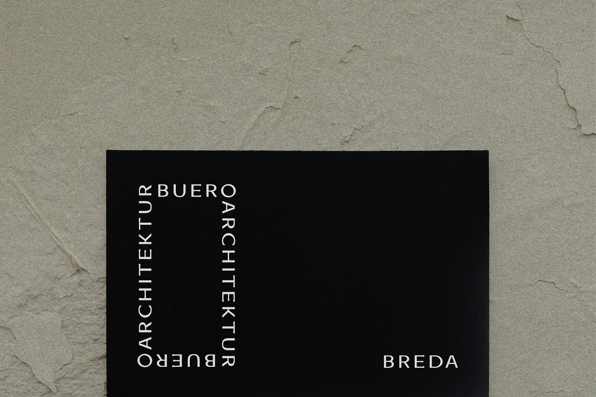 COSS – Modern & Stylish Sans, a Sans Serif Font by Local Desk Designstudio (Photo 19 of 22)