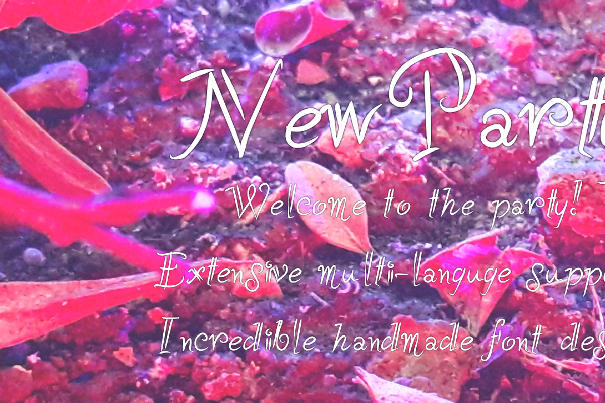 NewParty, a loose outlined font