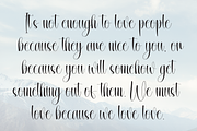 Dailyn | Script Font, a Handwritten Font by Scratchones (Thumbnail 6 of 9)