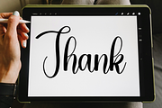 Glowing Heart, a Handwritten Font by InermediaSTUDIO (Thumbnail 6 of 7)