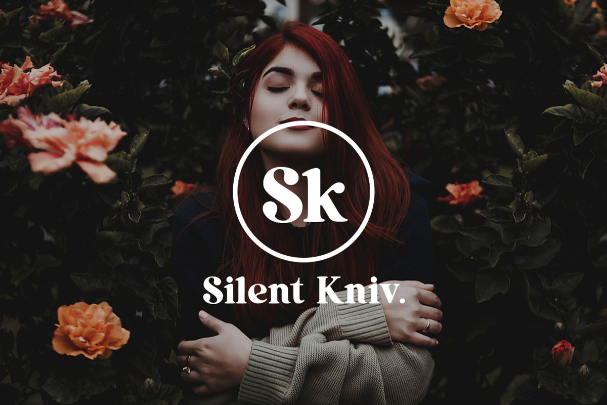 Retrograde Modern Retro Serif Font, a Serif Font by UICreative (Photo 8 of 13)