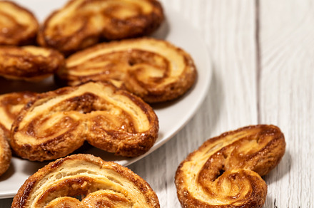 Palmier puff pastry biscuits, a Background Photo by wr7 Media