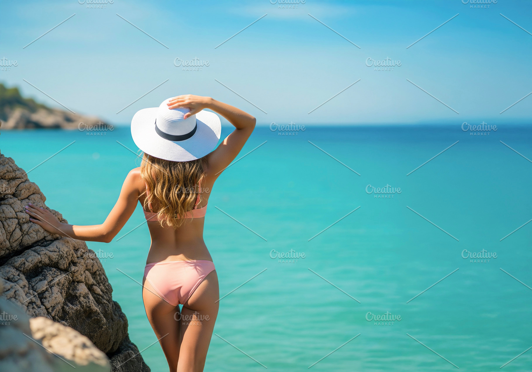 Woman with sun hat, a Photo by rarrarorro
