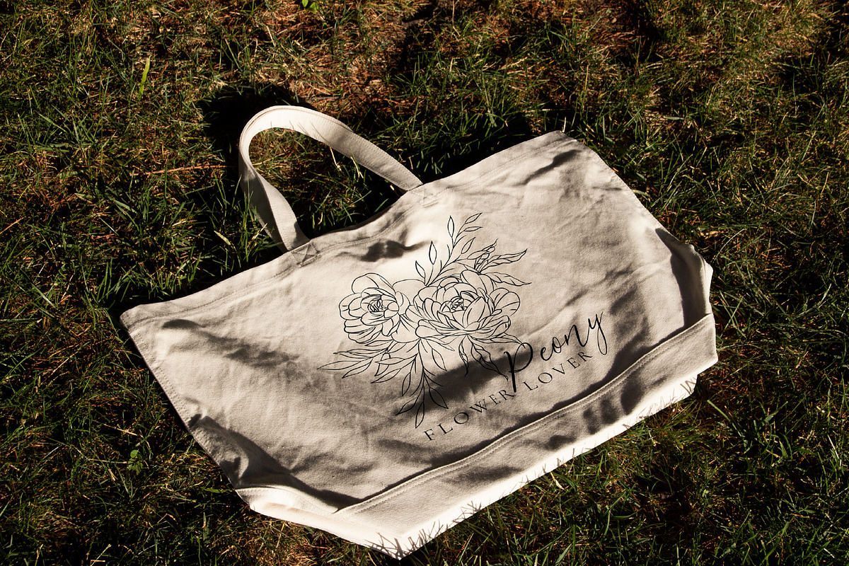 Minimalist Line Art Flowers, a Decorative Illustration by La Petite Line Art (Photo 7 of 13)