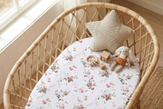 Baby Crib Sheet Mockup Boho PSD, a Household Mockup by 1001 mockups (Thumbnail 10 of 11)