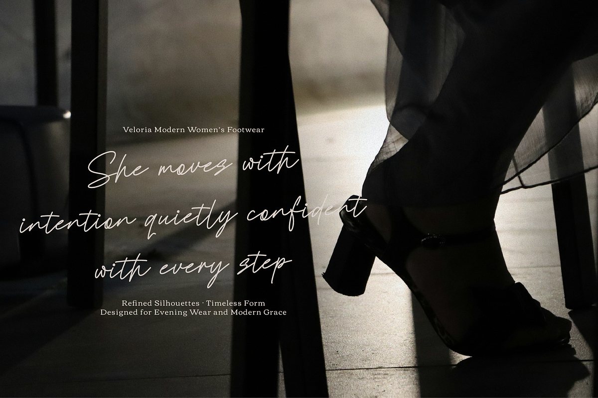 Clairou Handera | Handwritten Script, a Script Font by gracetype_studio (Photo 2 of 12)
