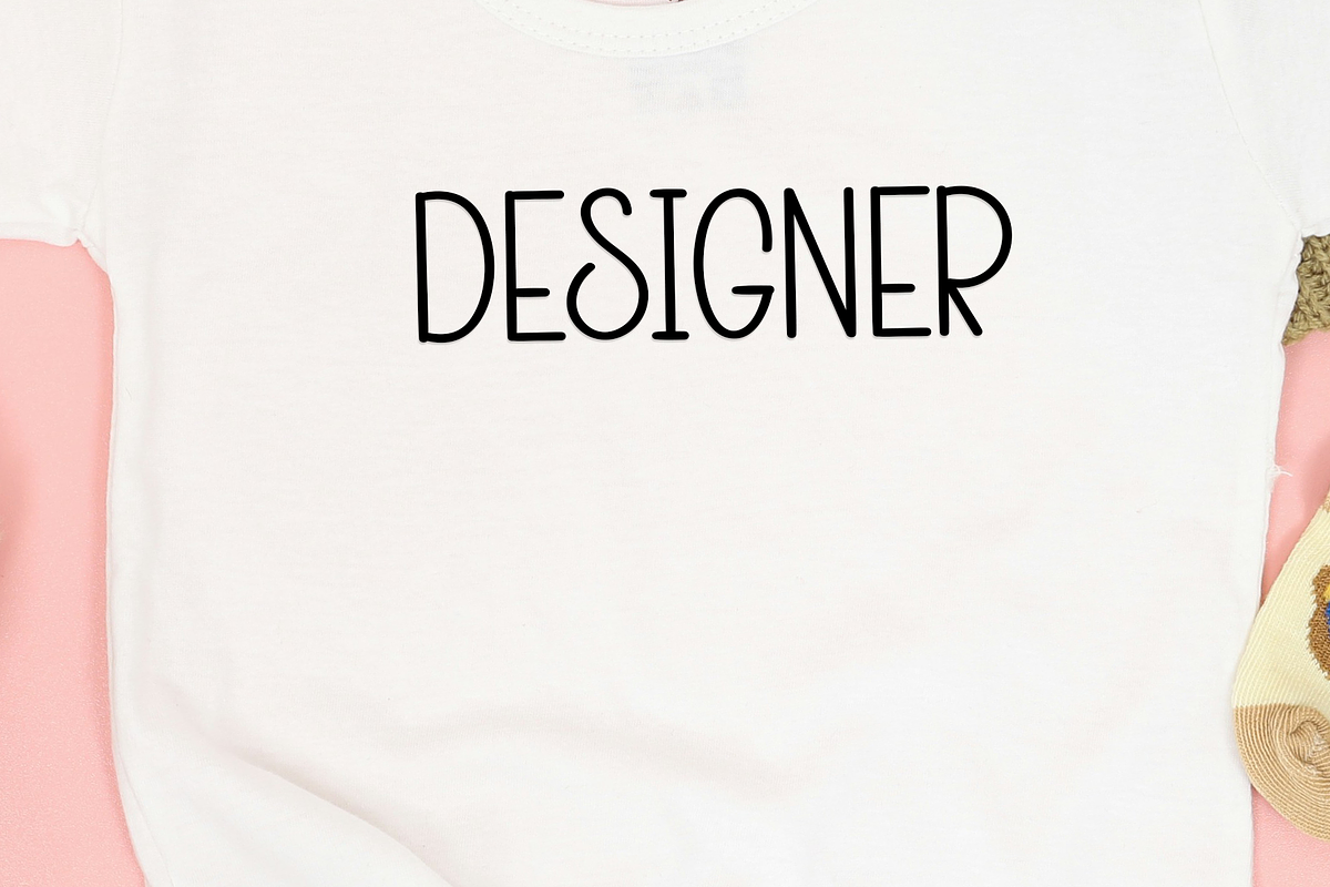 Abstrak, a Serif Font by FreshTypeINK (Photo 5 of 8)