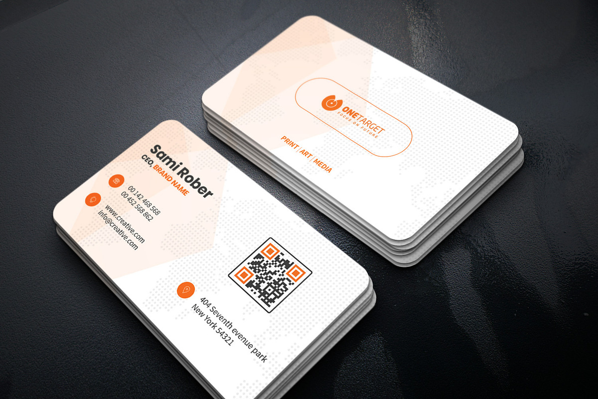 Minimal & Elegant Business Card, a Business Card Template by Momentostudio (Photo 4 of 4)
