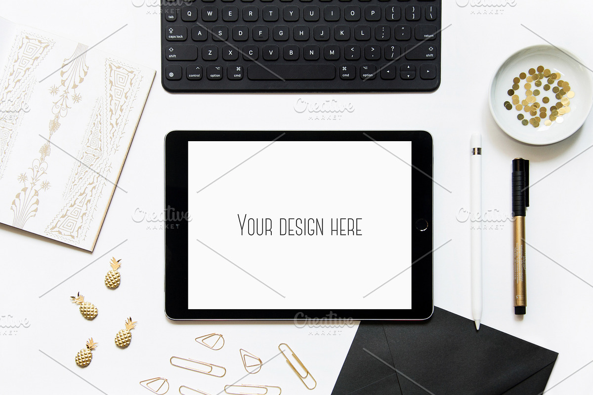 Office Mockups, an iPhone Mockup by Ale Estrada (Photo 3 of 8)