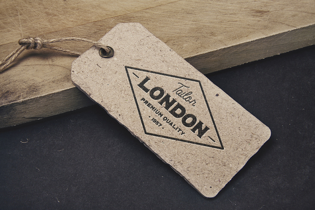 SALE : 15 Vintage Logo Badges, a Branding & Logo Template by FlashGraphics (Photo 7 of 9)