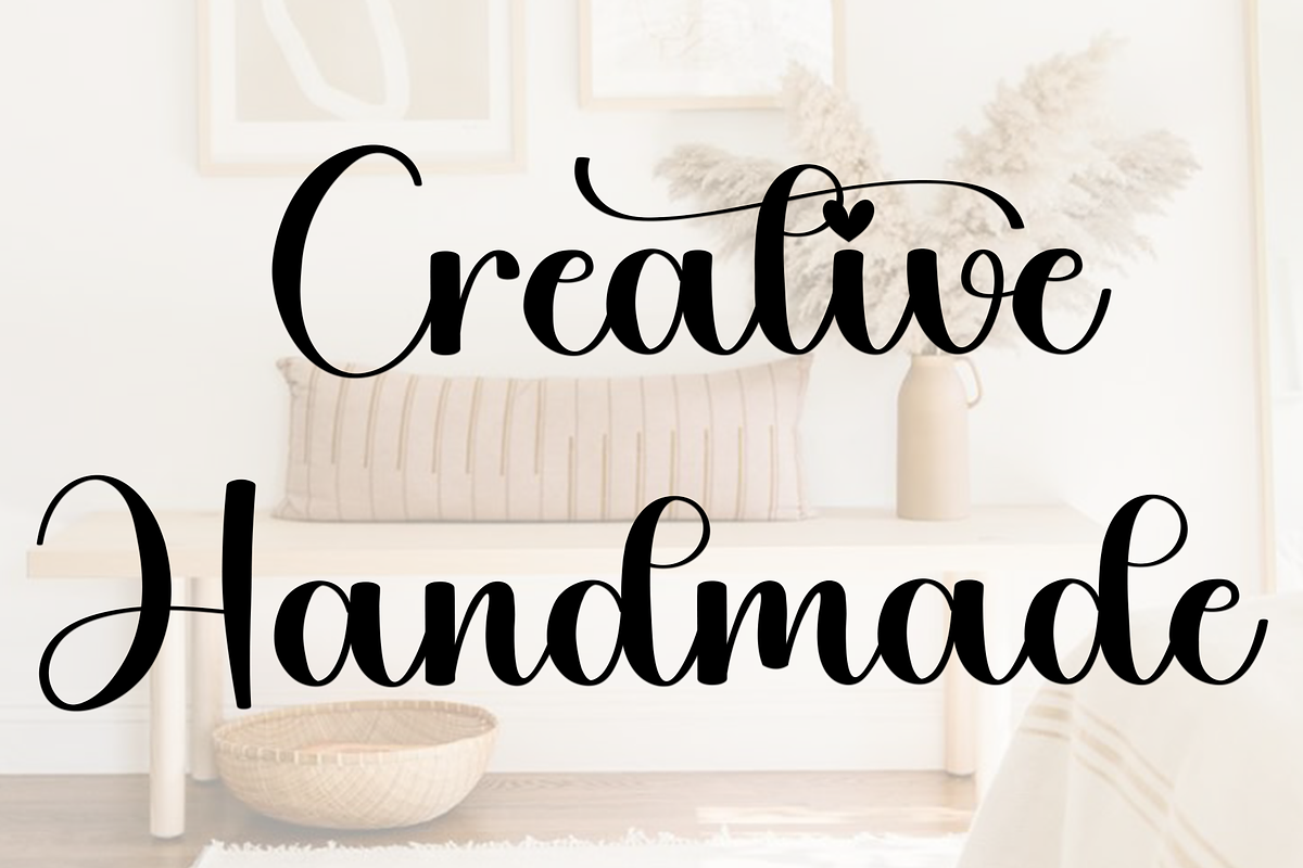 Creative Holiday, a Handwritten Font by FreshTypeINK (Photo 5 of 8)