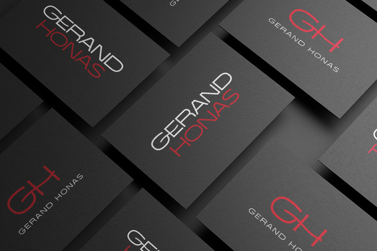 Seanor - Modern Logo Font, a Sans Serif Font by Typebae (Photo 4 of 8)