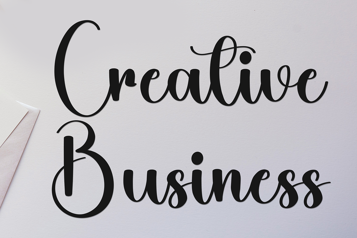 Catalina Signature, a Handwritten Font by InermediaSTUDIO (Photo 6 of 8)