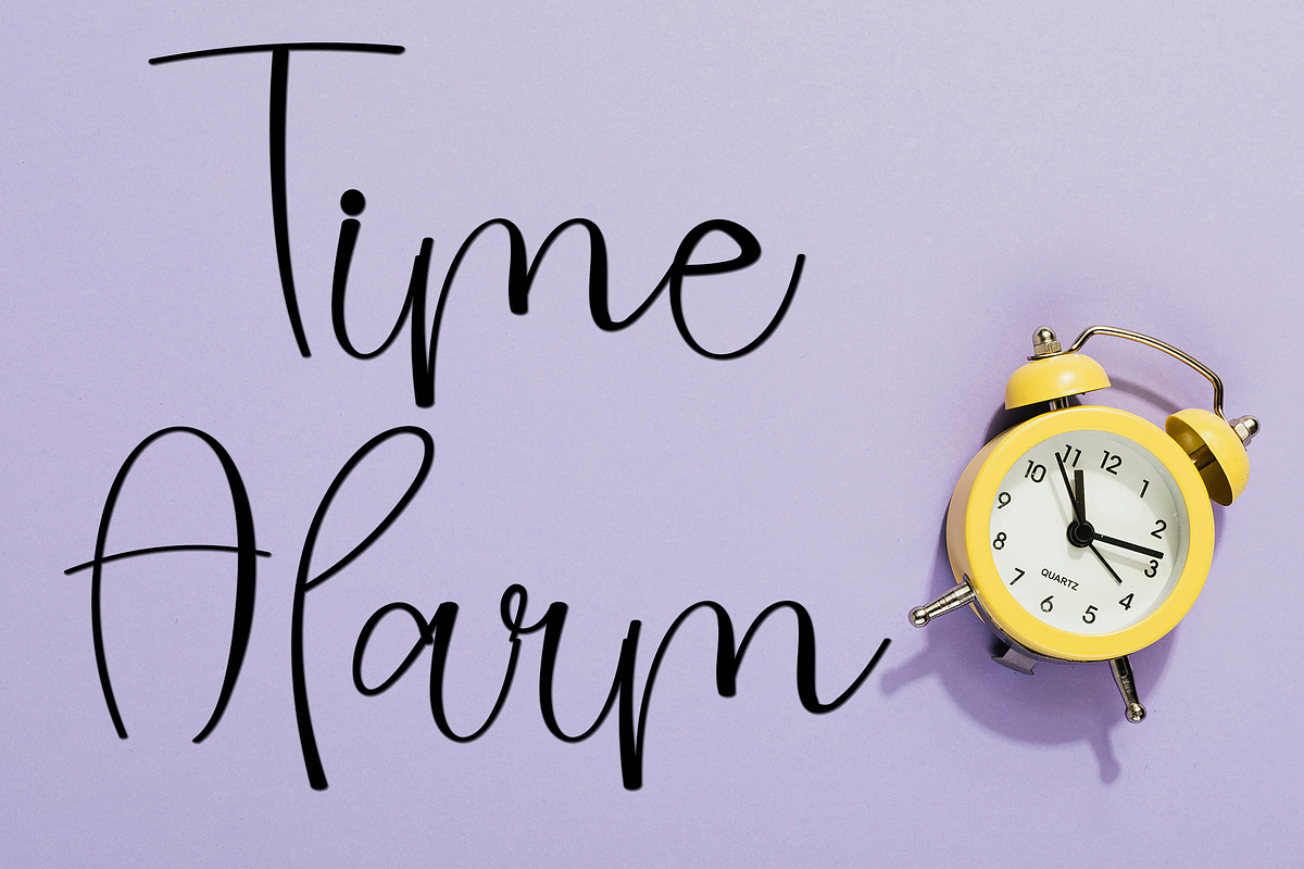 Bluefont, a Handwritten Font by InermediaSTUDIO (Photo 4 of 8)