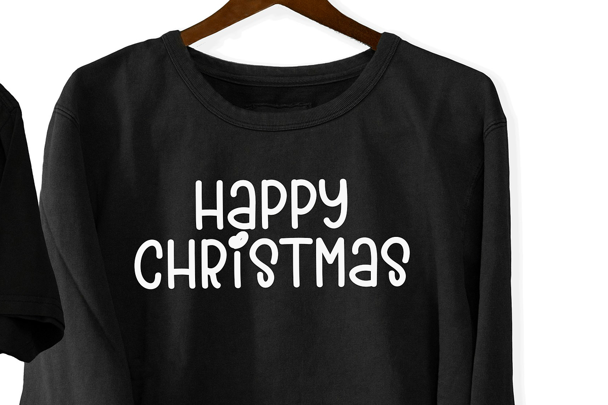 Christmas Happiness, a Sans Serif Font by FreshTypeINK (Photo 4 of 8)