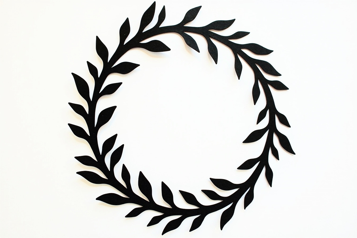 Minimalist Floral Wreath Designs, an Illustration by hafijul (Photo 5 of 9)