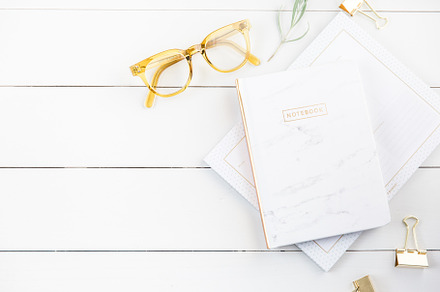 White + Gold Shiplap Desktop Image