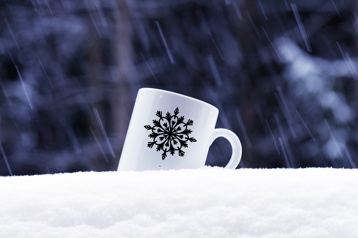 Snowflake Procreate Stamp Brushes, a Brush Add-On by HalieKStudio (Photo 4 of 9)