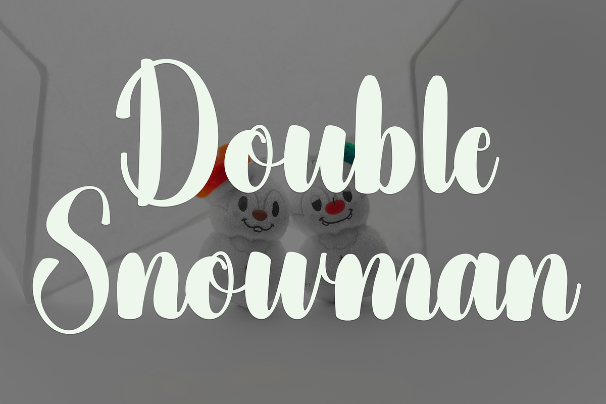 Oceangraphy, a Handwritten Font by InermediaSTUDIO (Photo 3 of 8)