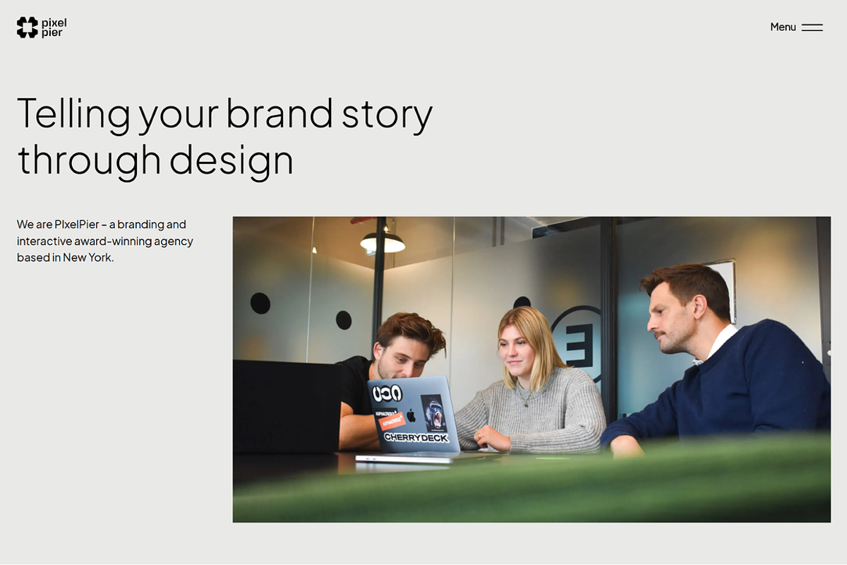 Portfolio Creative Agency Freelancer, a WordPress Template by MasterDesigns (Photo 5 of 9)