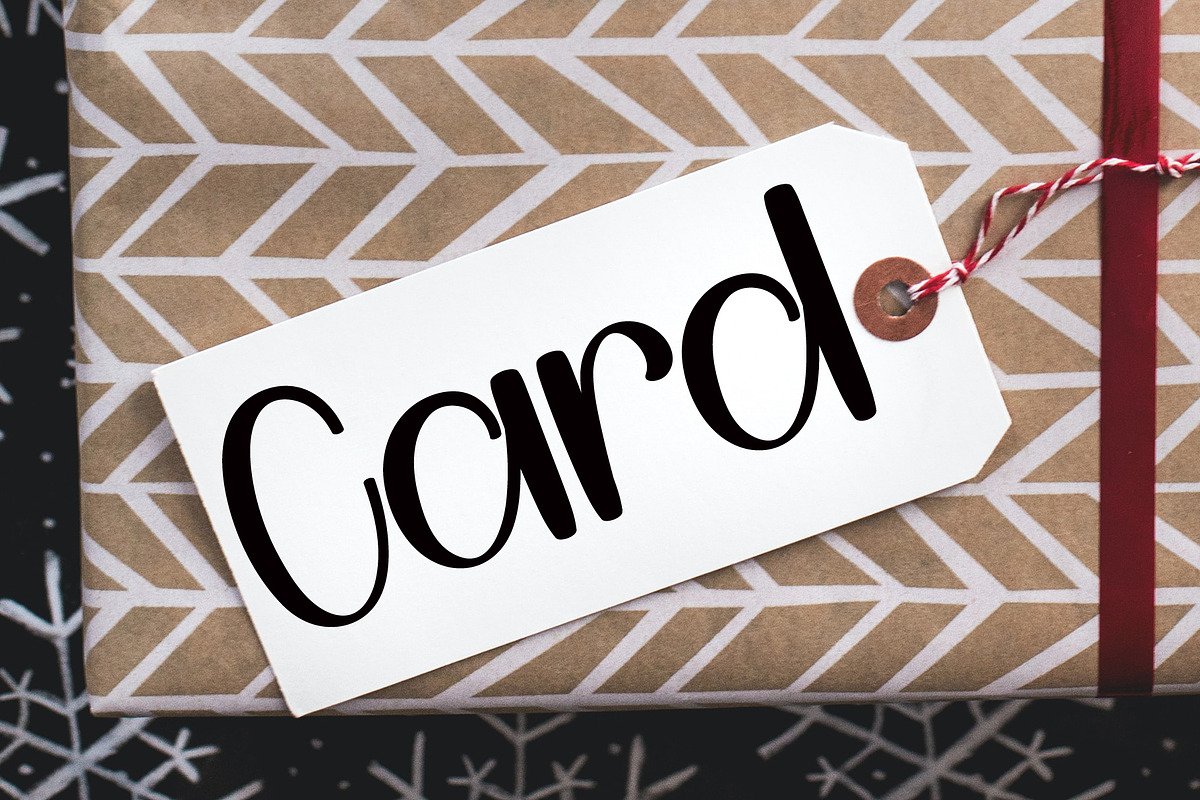 Holiday, a Handwritten Font by FreshTypeINK (Photo 2 of 8)