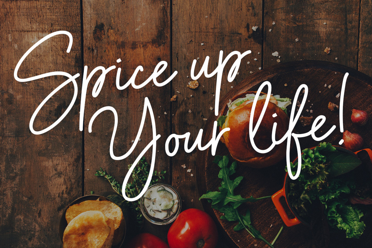 Barcelony Signature Business Font preview 4