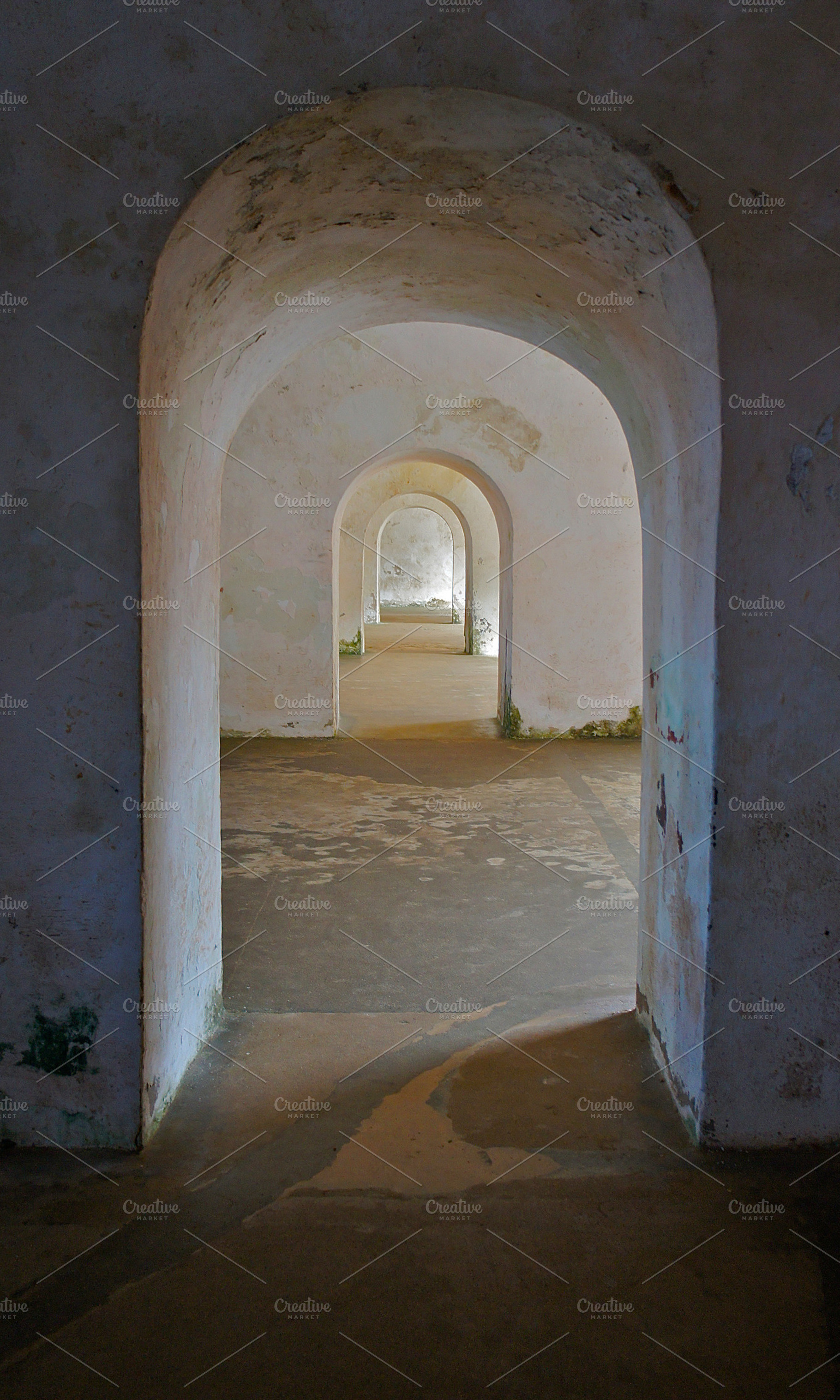 Subtle Arches, Puerto Rico