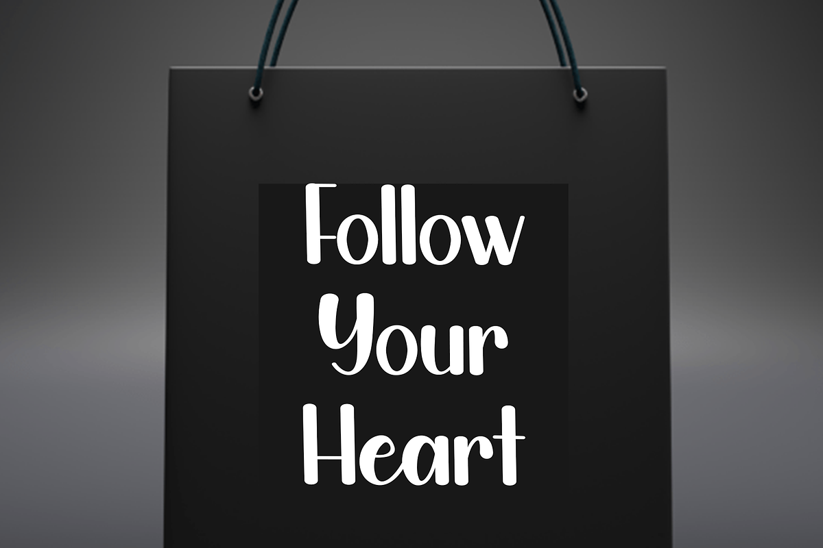 Gorgeous Teacher, a Handwritten Font by InermediaSTUDIO (Photo 4 of 8)