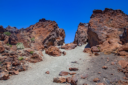 desert with dunes and mountains, a Photo by Pictures for you!!!!!!!!!