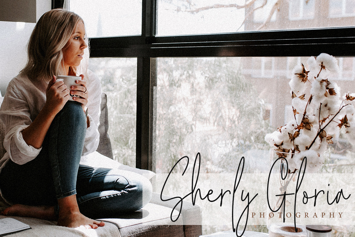 Monttrela Handwritten Wedding Font preview 5