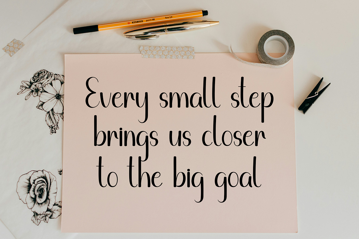 Dreaming, a Handwritten Font by InermediaSTUDIO (Photo 3 of 8)