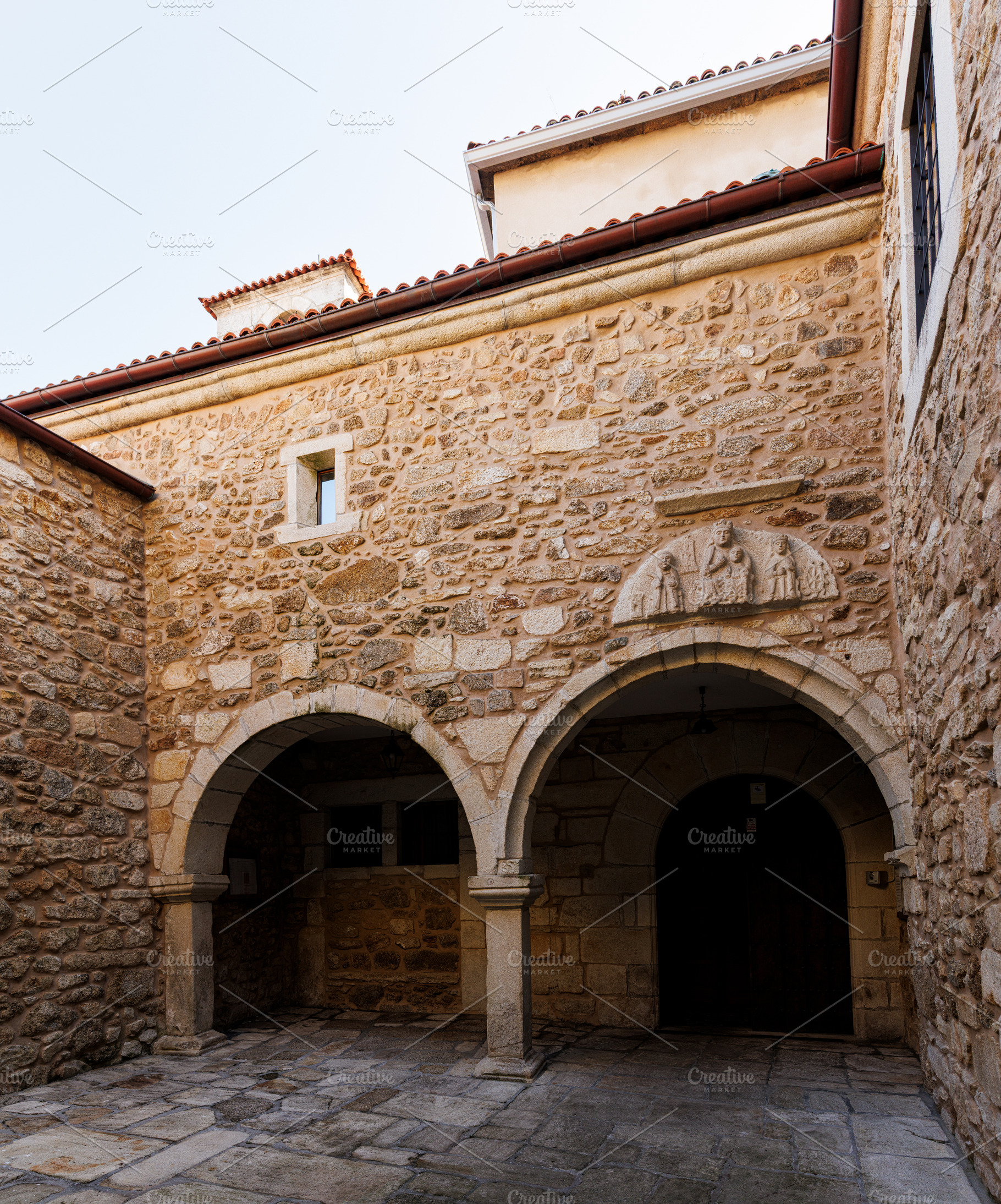 Historic view of the inner courtyard of the Santa Barbara Conven, an Architecture Photo by Bepslabor