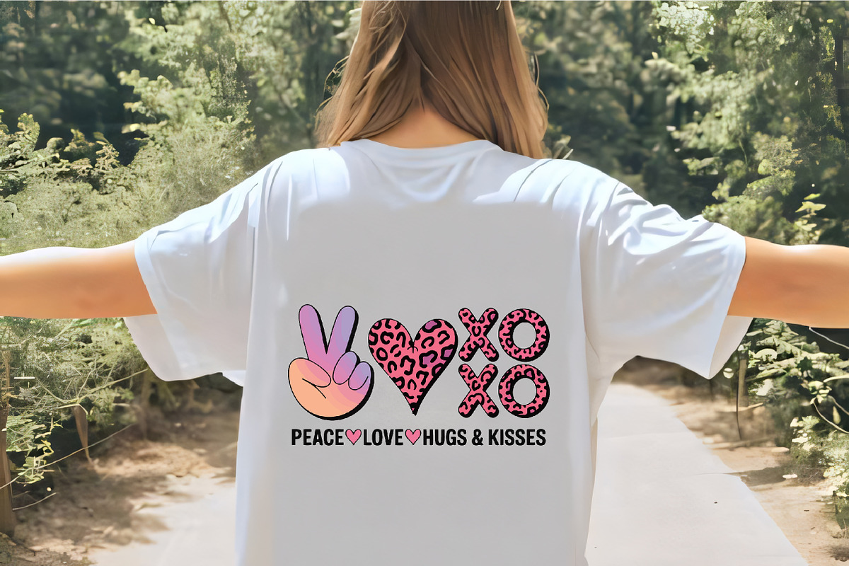 Peace love hugs kisses leopard print, an Illustration by CrexoraLab (Photo 1 of 4)
