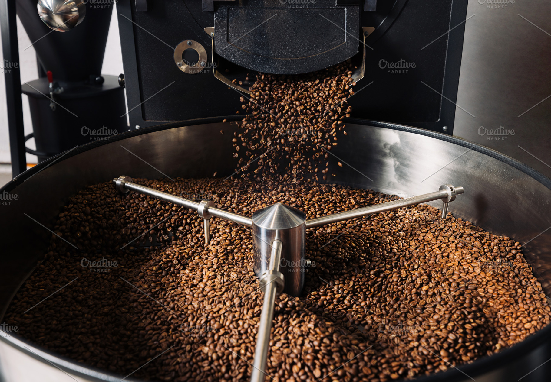 Roasted coffee beans are pouring, a Food & Drink Photo by Artem Varnitsin