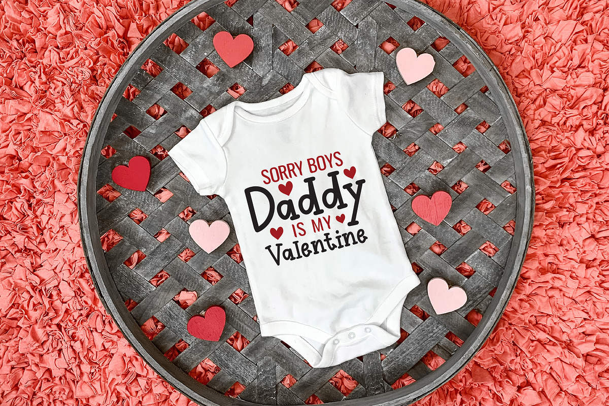 Kids Valentine SVG Bundle, a Graphic by CraftlabSVG (Photo 9 of 13)