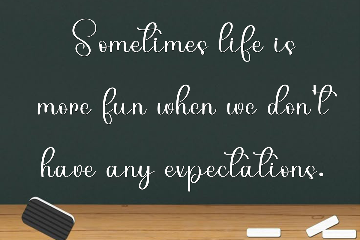 Daily Beautiful, a Handwritten Font by FreshTypeINK (Photo 4 of 8)