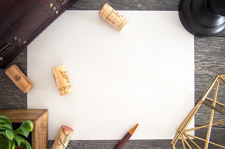 Boutique Plain Paper Mockup